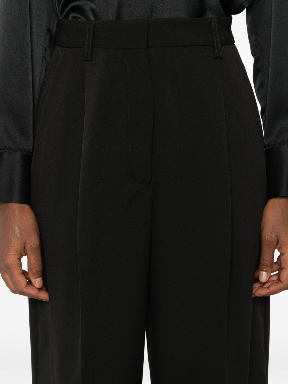 THE LATEST Thelatest Axel straight-leg trousers