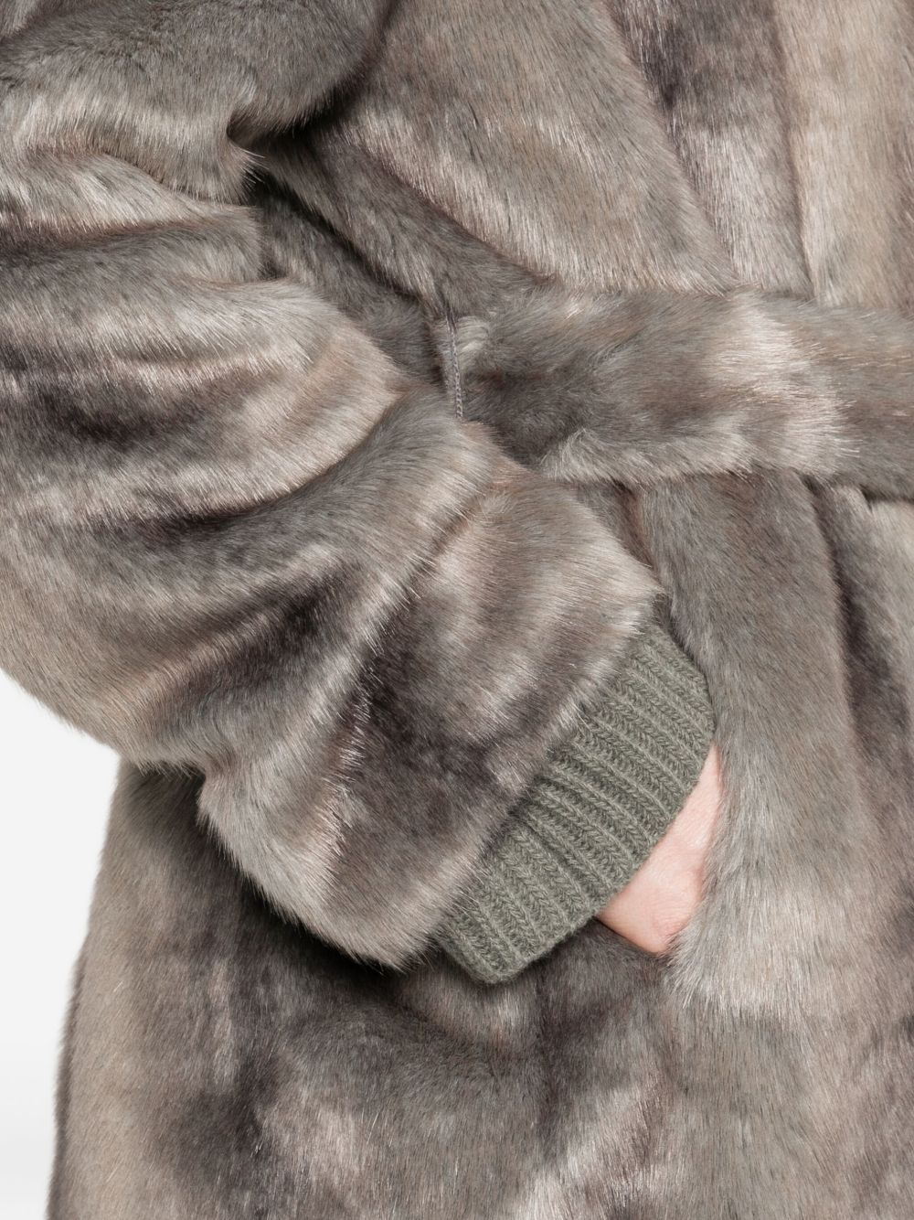 Thelaurent Faux fur coat