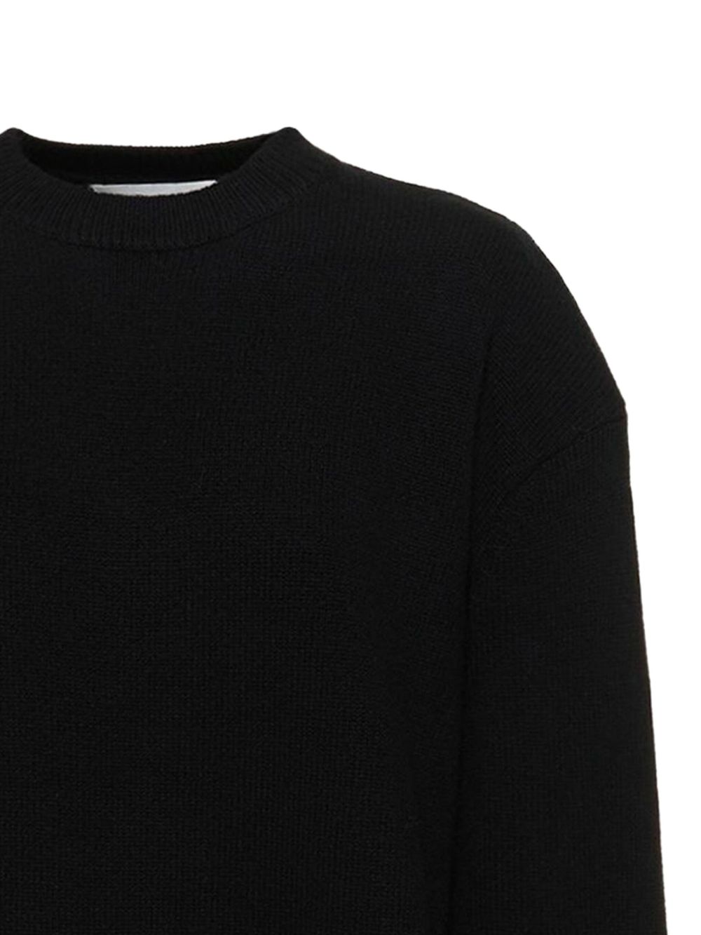 032C Sweater
