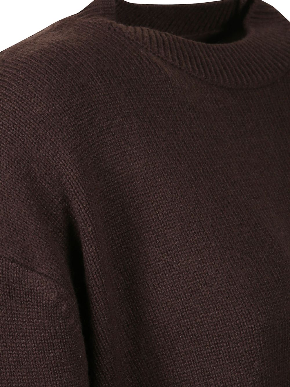 032C Sweater
