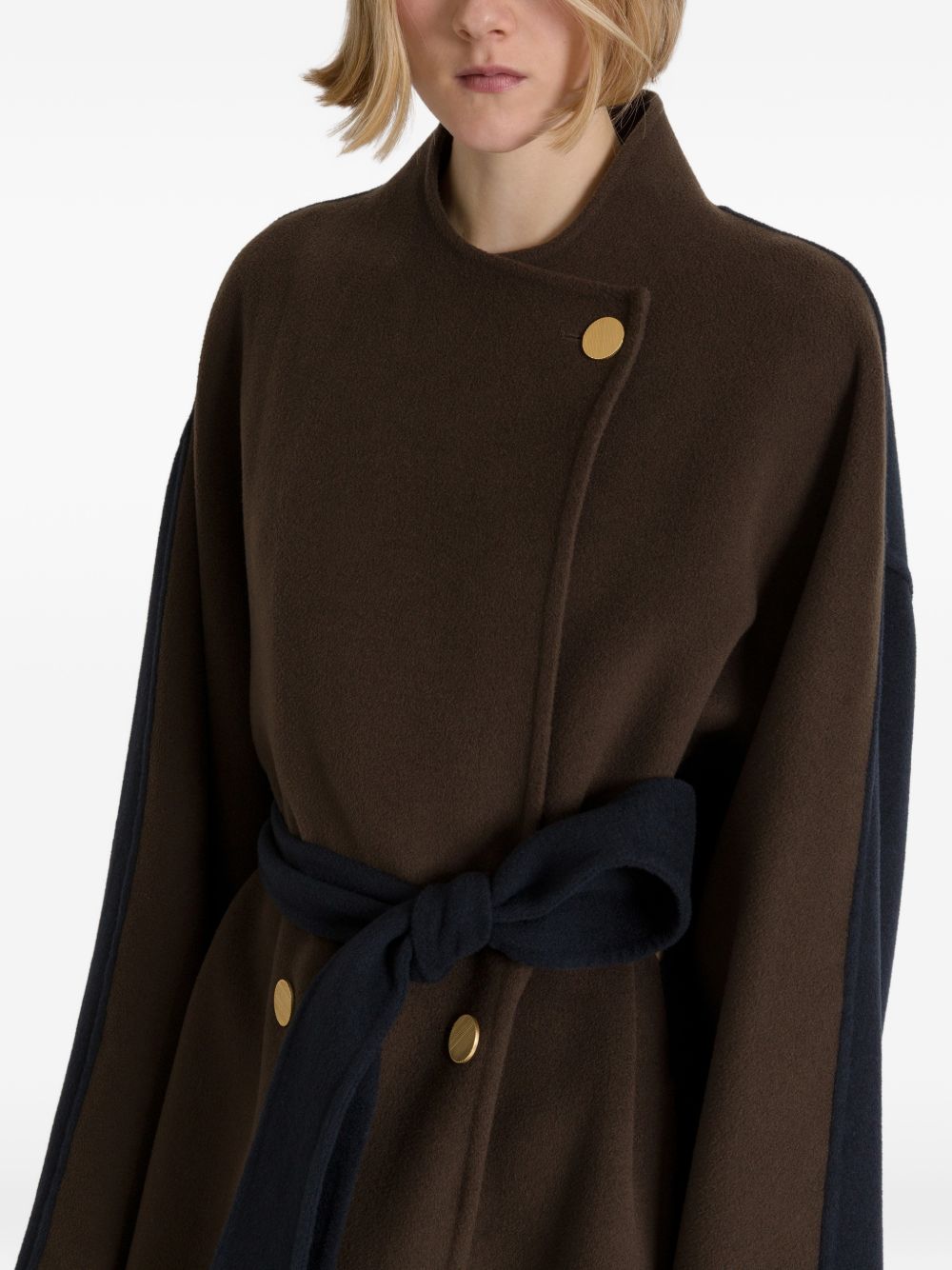 032C Coat