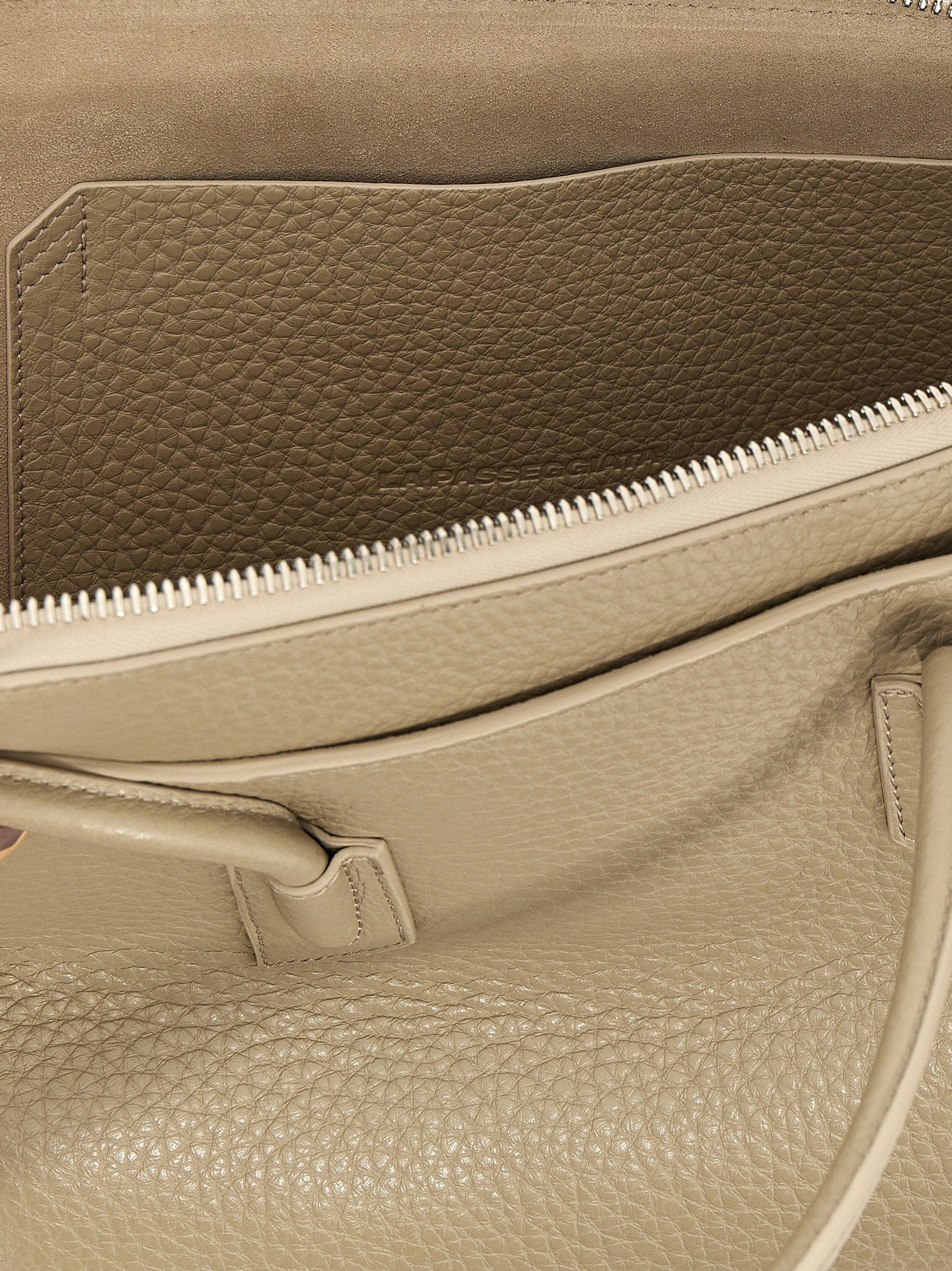 The Attico La Passeggiata Medium Shoulder Bag