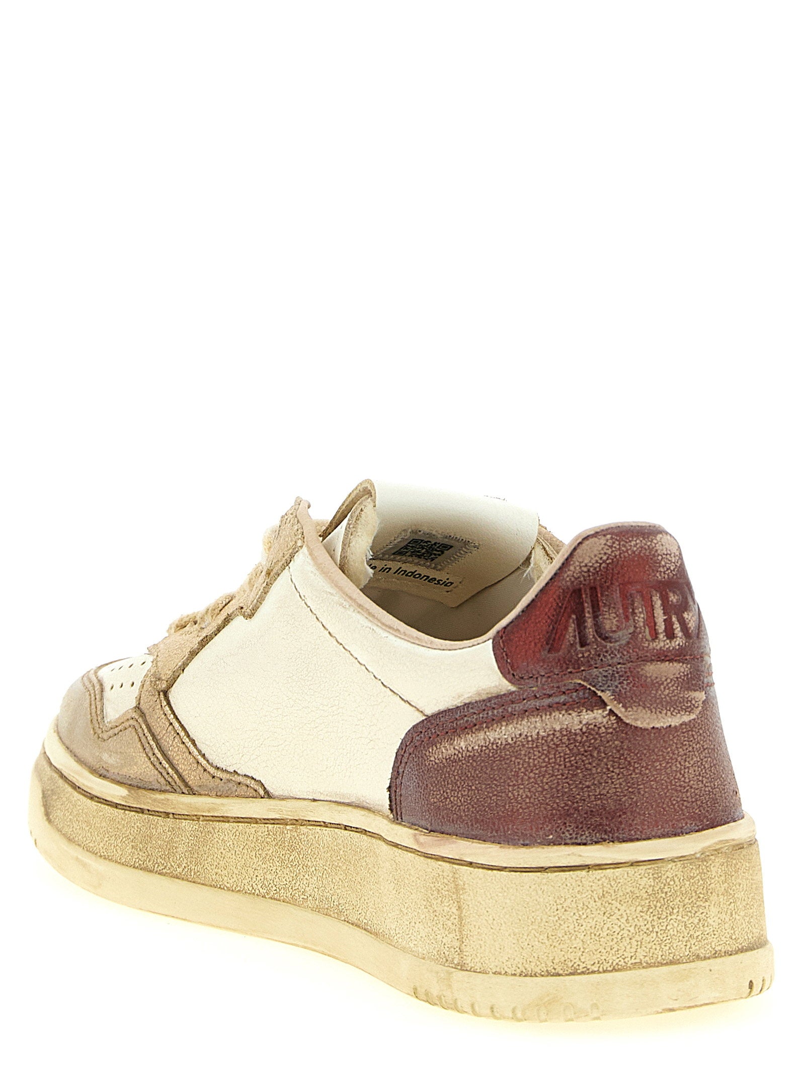 Autry Medalist Low Super Vintage Sneakers