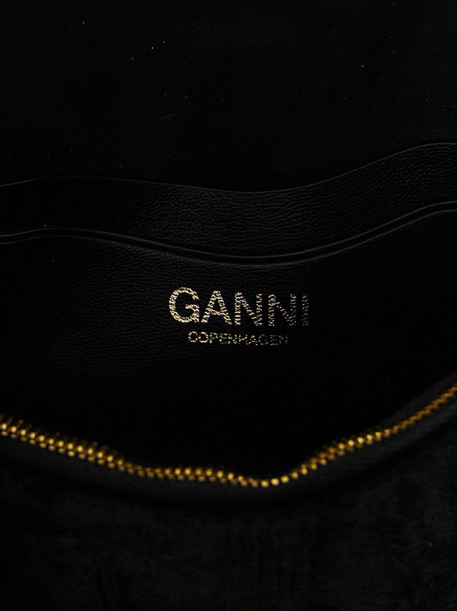 Ganni Lulu Wallet On Chain