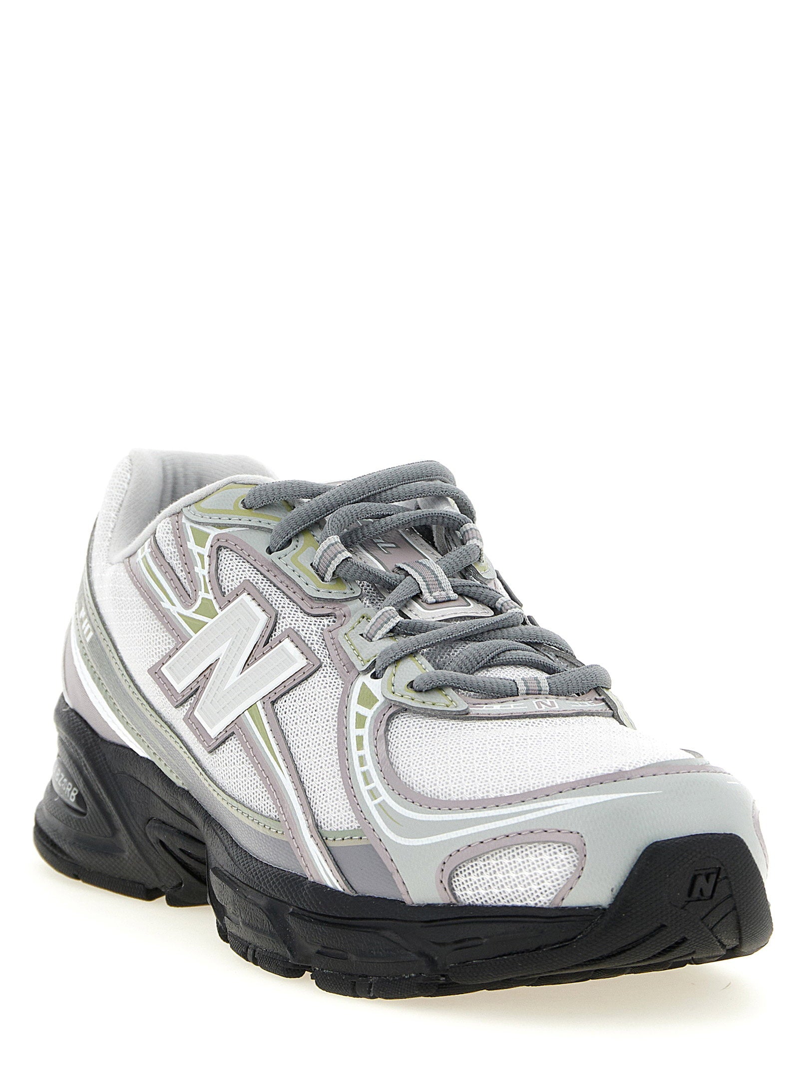 New Balance 740 Sneakers