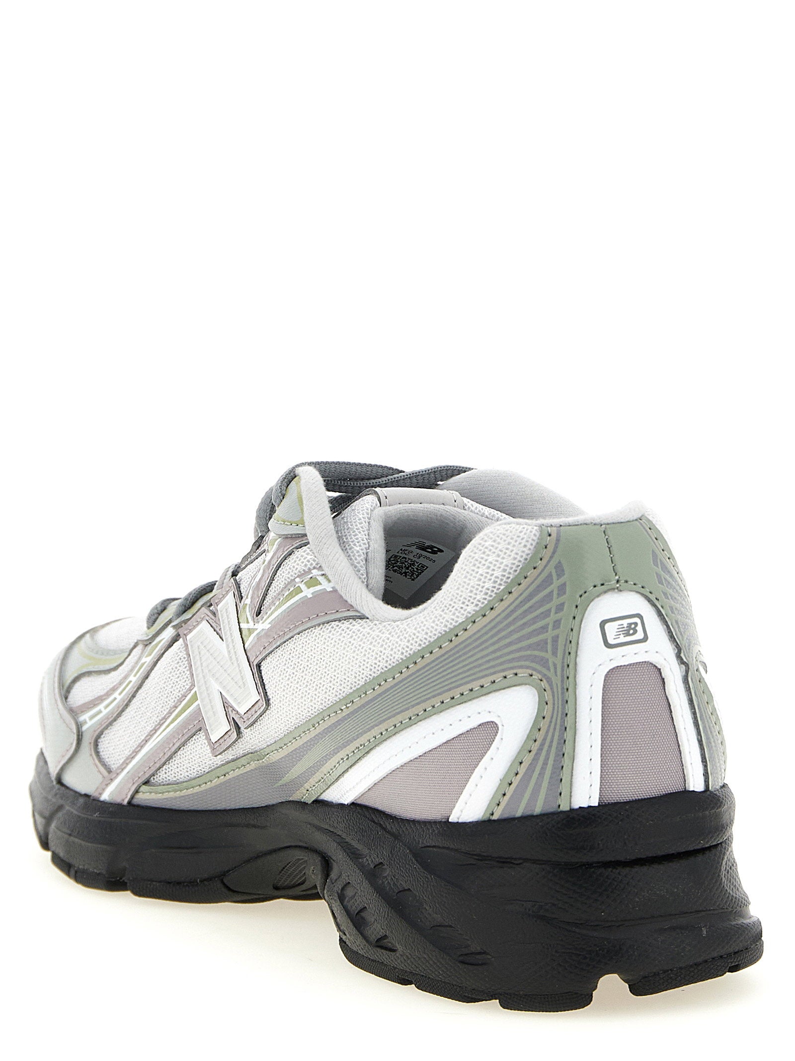 New Balance 740 Sneakers