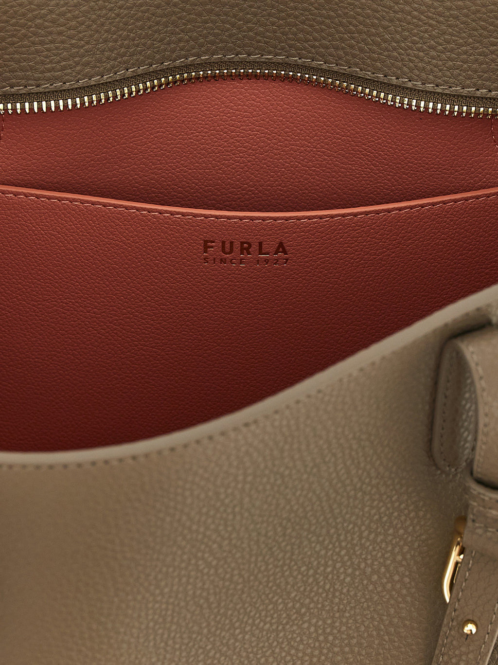 Furla Ava M Shopping Bag