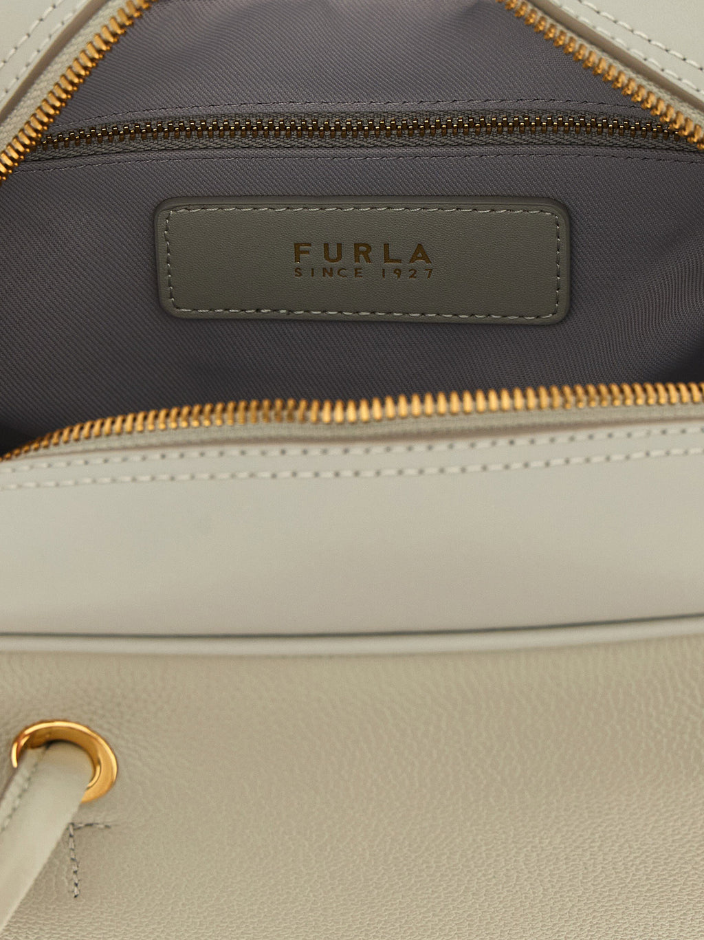 Furla Poppy M Handbag